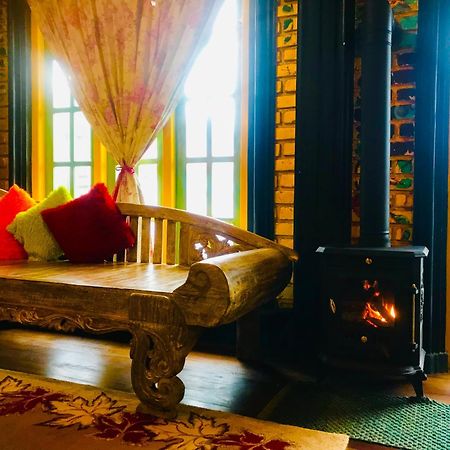 Serendipity Lake Artistic Bungalow By Heidis Home Nuwara Eliya Exterior foto